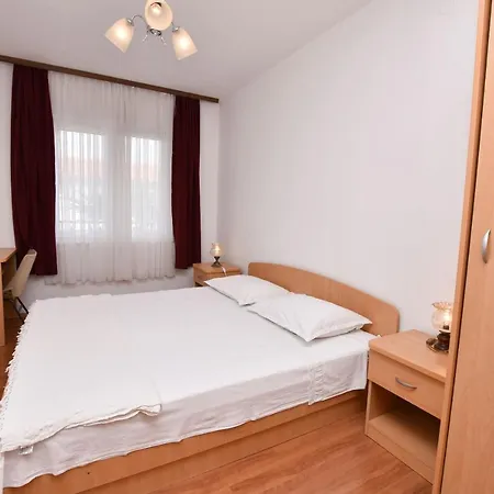 Apartment And Kiko Primosten