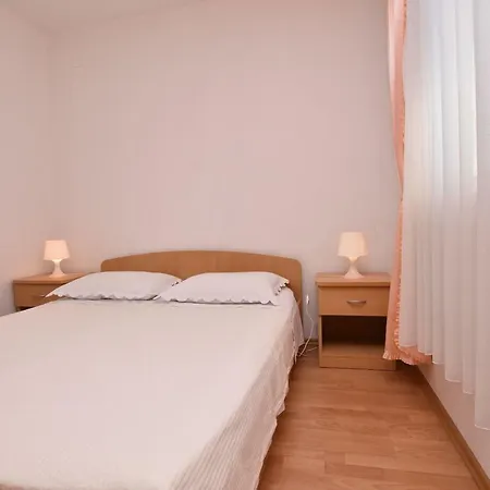 And Kiko Apartment *